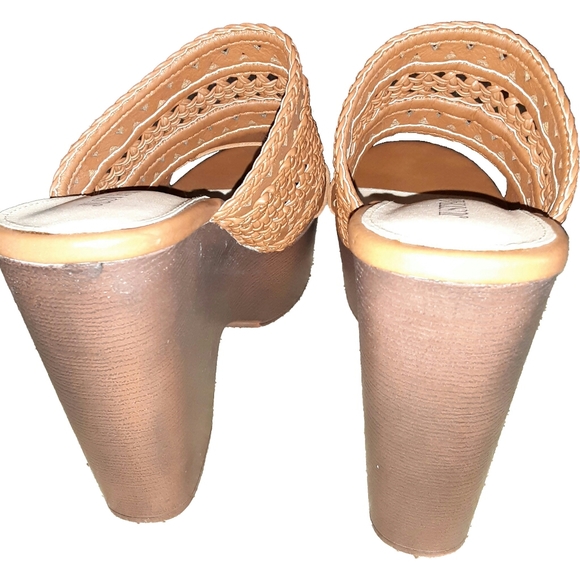 JustFab See it Through Platform Wedge Sandals - Picture 4 of 8